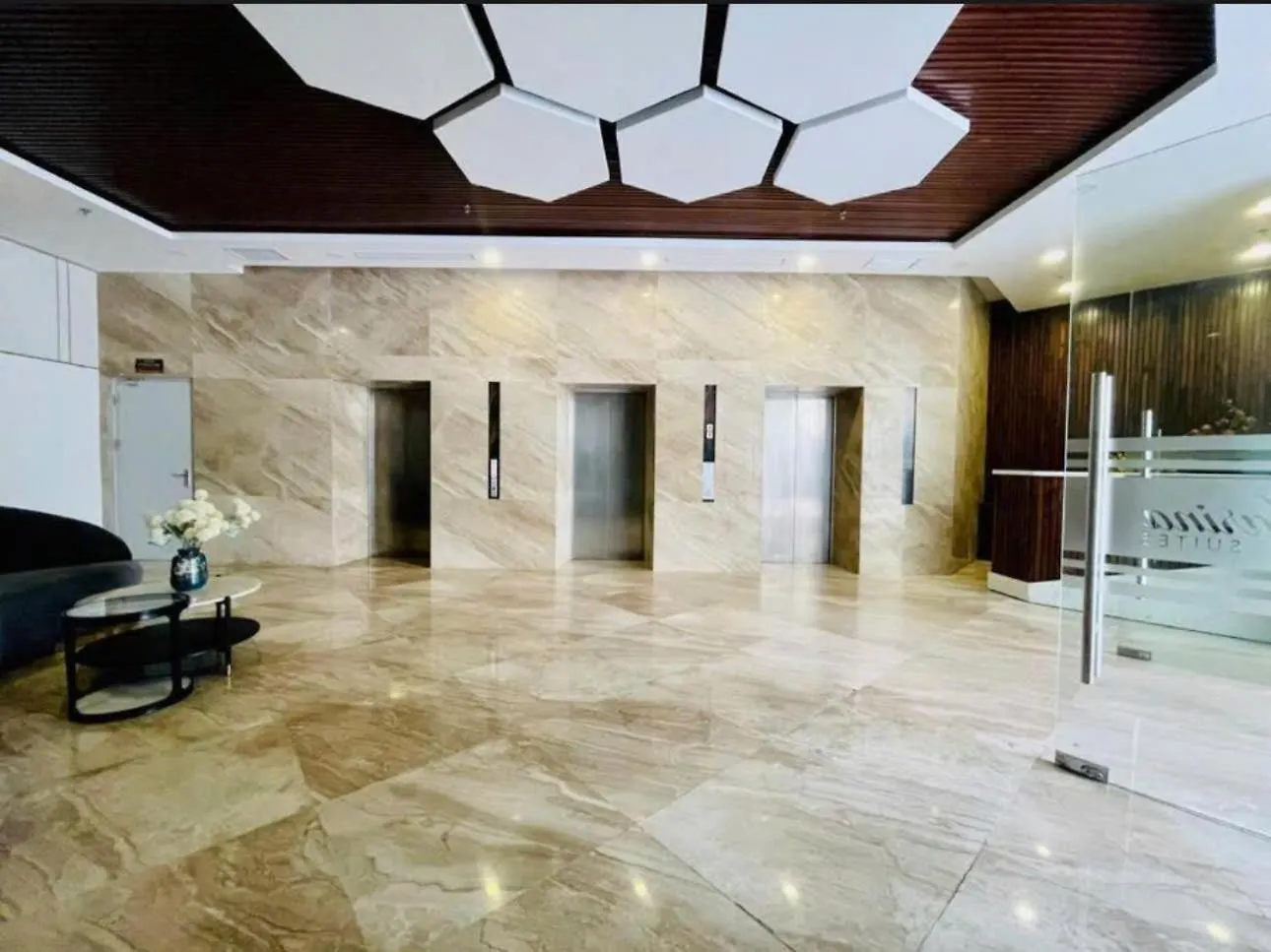 公寓 De Lora Marina Nha Trang公寓